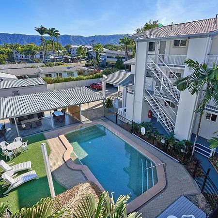 Cocos Holiday Apartments Trinity Beach Exteriér fotografie