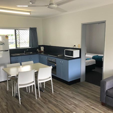 Cocos Holiday Apartments Trinity Beach Pokoj fotografie