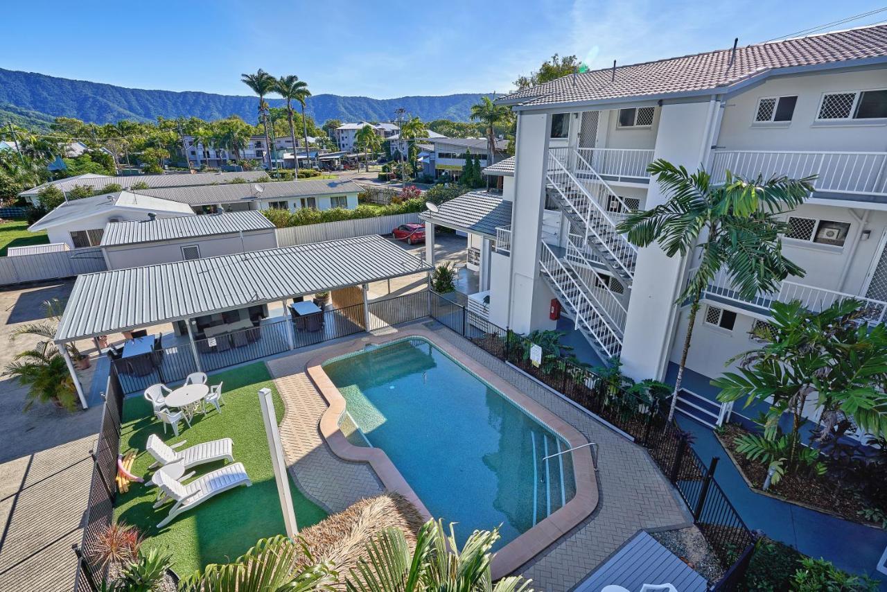 Cocos Holiday Apartments Trinity Beach Exteriér fotografie