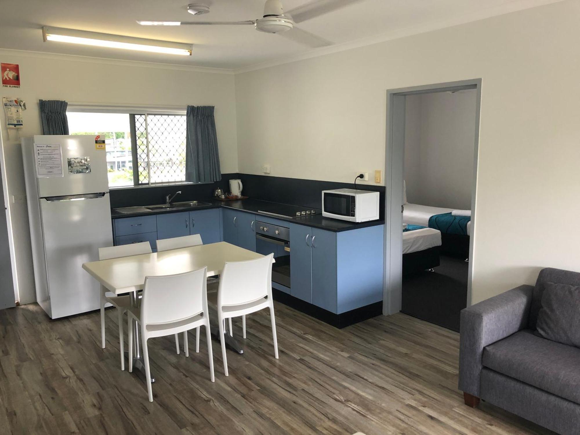 Cocos Holiday Apartments Trinity Beach Pokoj fotografie