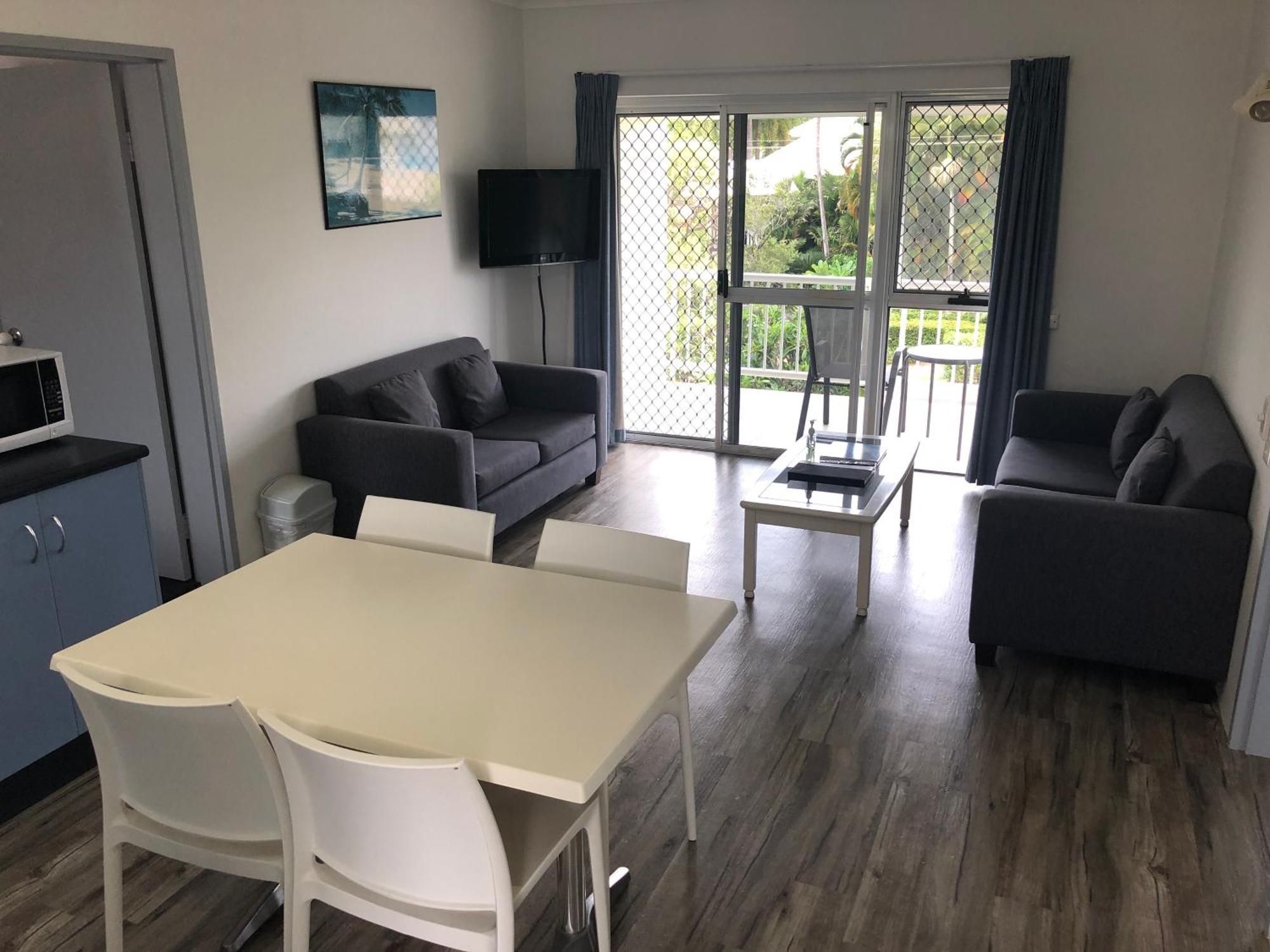 Cocos Holiday Apartments Trinity Beach Pokoj fotografie